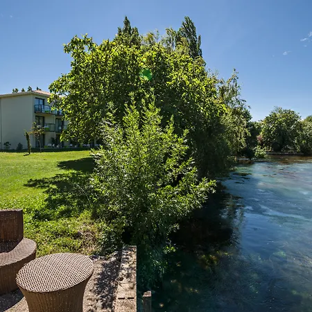 Domaine de la Petite Isle - Luberon-2