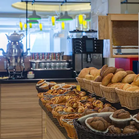 Park Inn By Radisson Istanbul Ataturk Airport-3