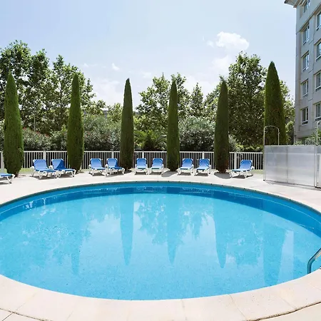 Novotel Suites Montpellier Antigone-3