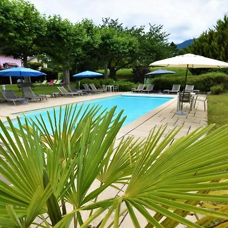 Logis Auberge Saint Simond-3
