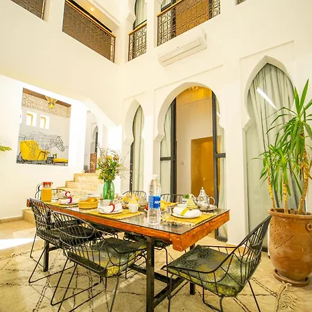 Riad Oscaroi-2