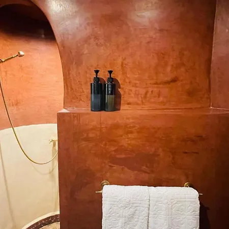 Riad Bjoujna-3
