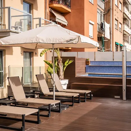 Arya Stadium Hotel-3