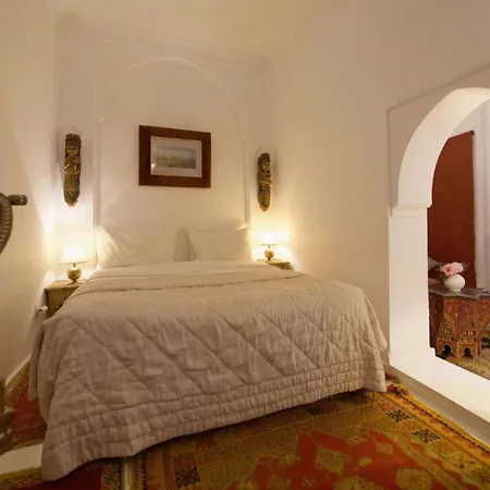 Riad Lyla-2