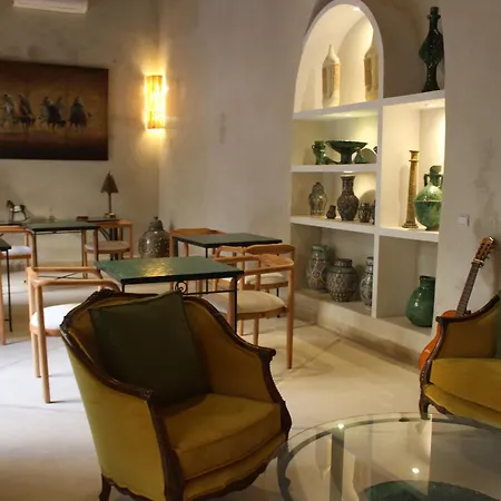 Riad Emberiza Sahari-2