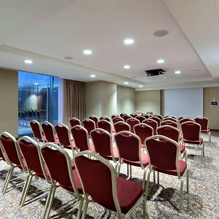 Hilton Garden Inn Istanbul Beylikduzu-2