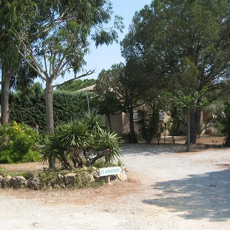 Chambres d'Hotes Les Amandiers-2