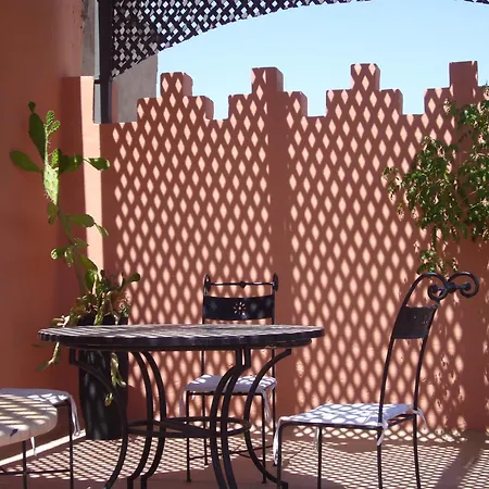 Riad Laila-2