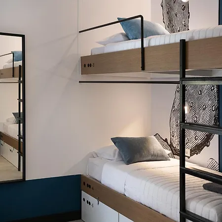 Cocoon City Hostel-2