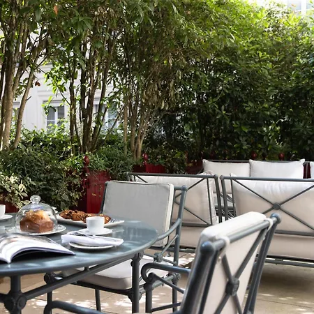 La Réserve Paris Hotel&Spa-3