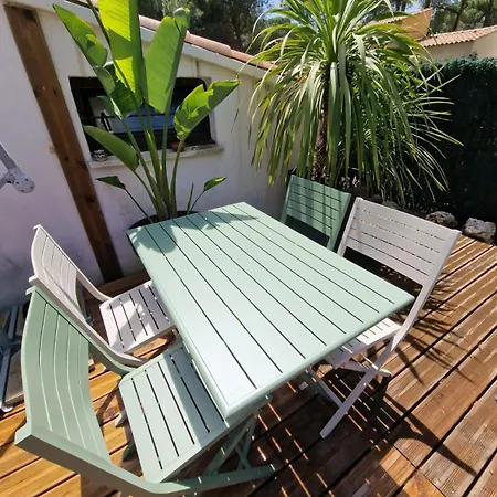 villa , quartier Pinède au Cap d'Agde-2