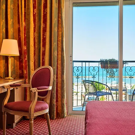 Hotel Bristol-3
