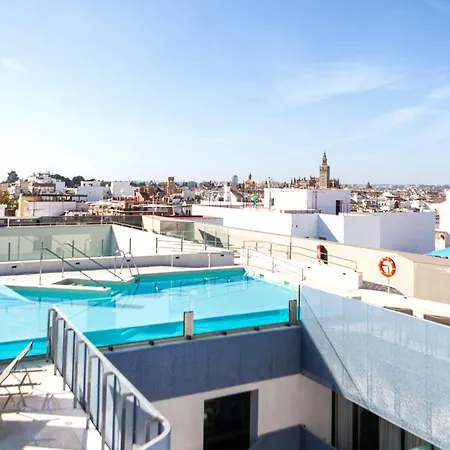 Hotel Macià Sevilla Kubb-2