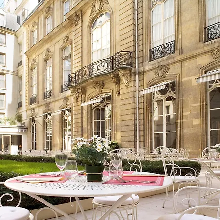 Saint James Albany Paris Hotel Spa-2
