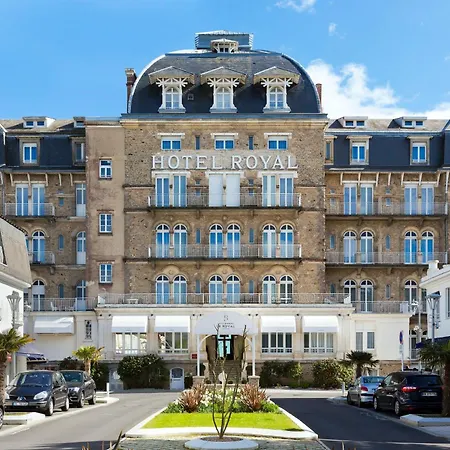 Hôtel Barrière Le Royal La Baule-2