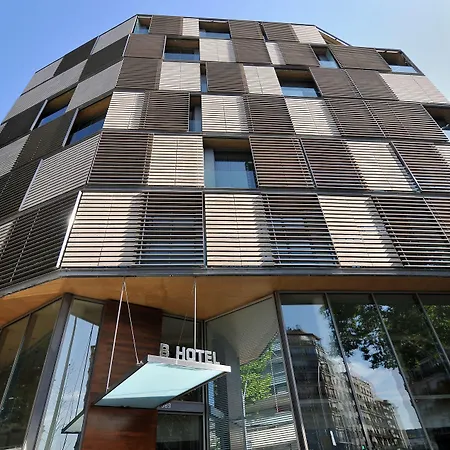 B Hotel-3