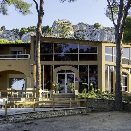 Best Western Domaine de Roquerousse-3