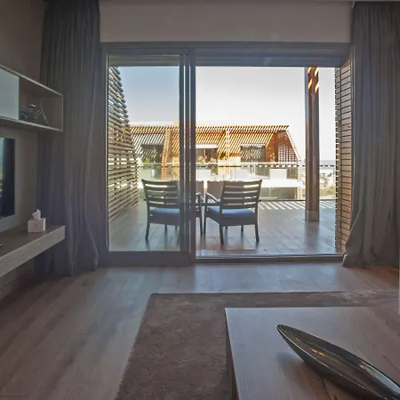 Ocean Park Hotel, Premium Suites & Wellness-3