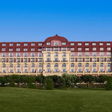 Hôtel Barrière Le Royal Deauville-3