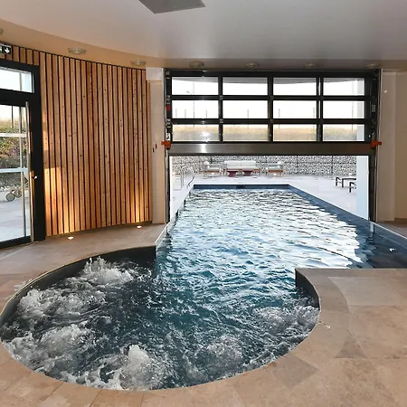 Golden Tulip Reims Bezannes-2