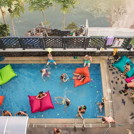 Mad Monkey Bangkok (Adults Only)-3