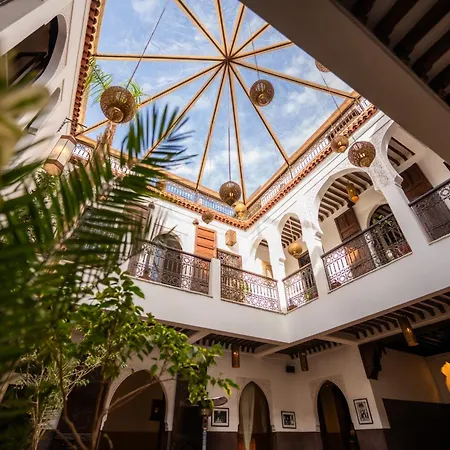 Riad La Porte Rouge By La Siredrah-3