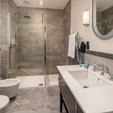 Courthouse Hotel Shoreditch-3