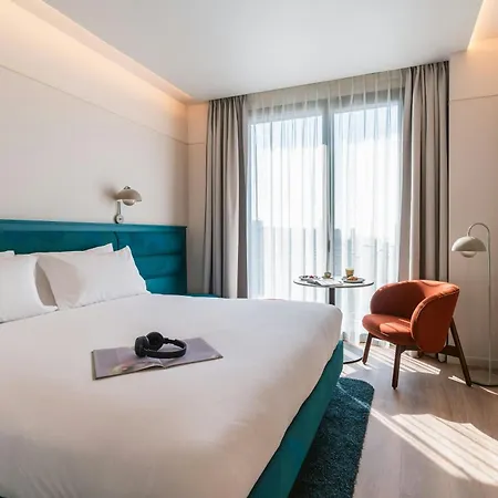 The Social Hub Barcelona Poblenou Extended Stay-3