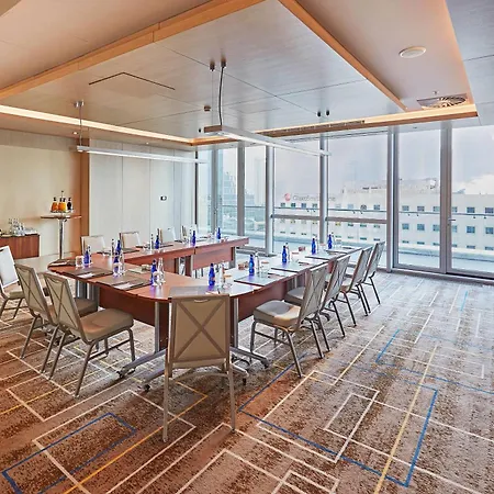 Wyndham Grand Istanbul Levent Hotel & Conference Center-3