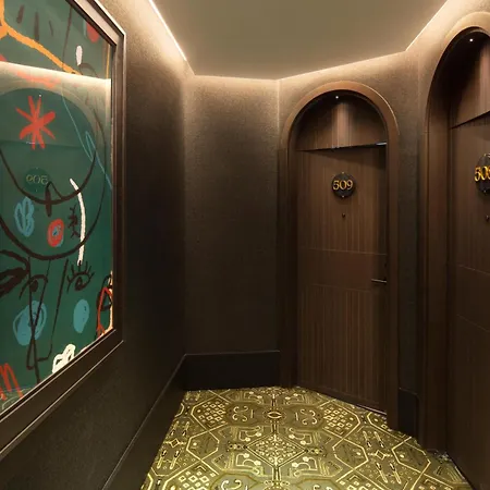 Hotel Montera Madrid, Curio Collection By Hilton-3