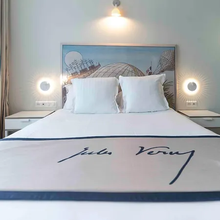 Hotel Jules Verne-2