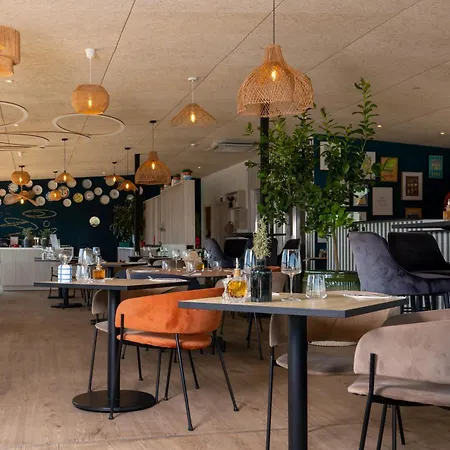 Golden Tulip Hotel & Rooftop Martigues Provence-2