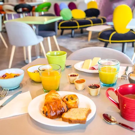 ibis Styles Fréjus St Raphael-2