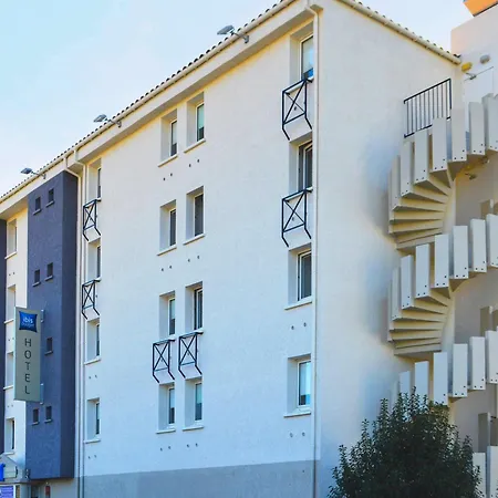Ibis Budget Hyères-3