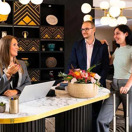 Mercure Lyon Centre Saxe Lafayette-3
