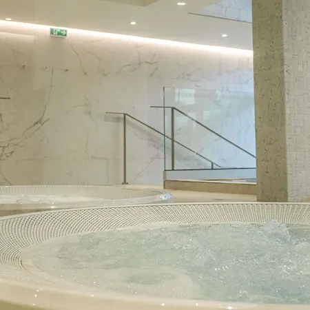 Novotel Avignon Centre-2