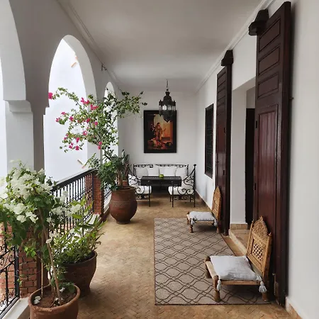 Riad Amira-3