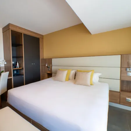 Hotel Port Toga-2