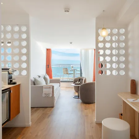 Hôtel de la Plage-2