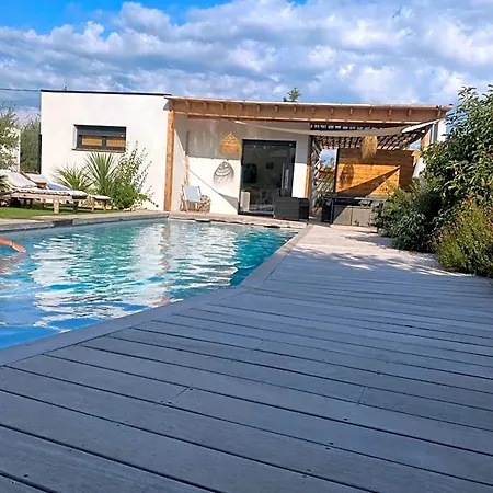 le pool house-2