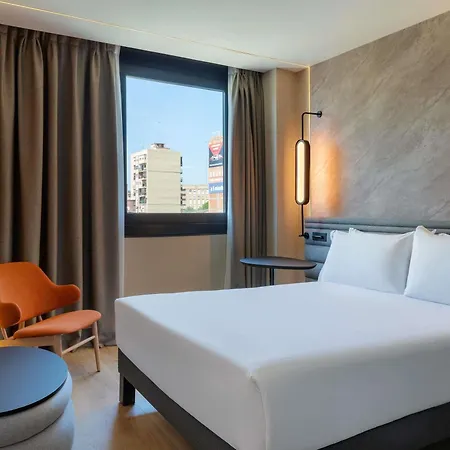 Novotel Valencia Lavant-2