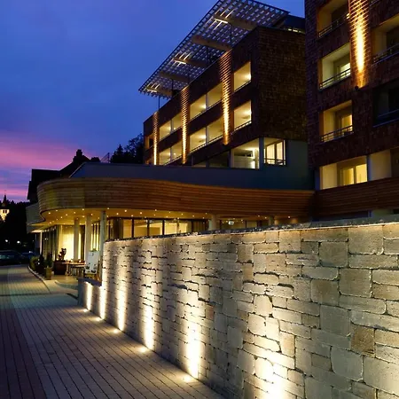 Hotel Baeren Titisee-2