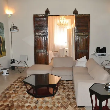 Maison Du Tresor-2