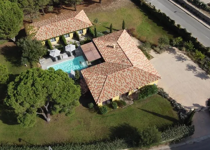Villa Alivu Di Calvi