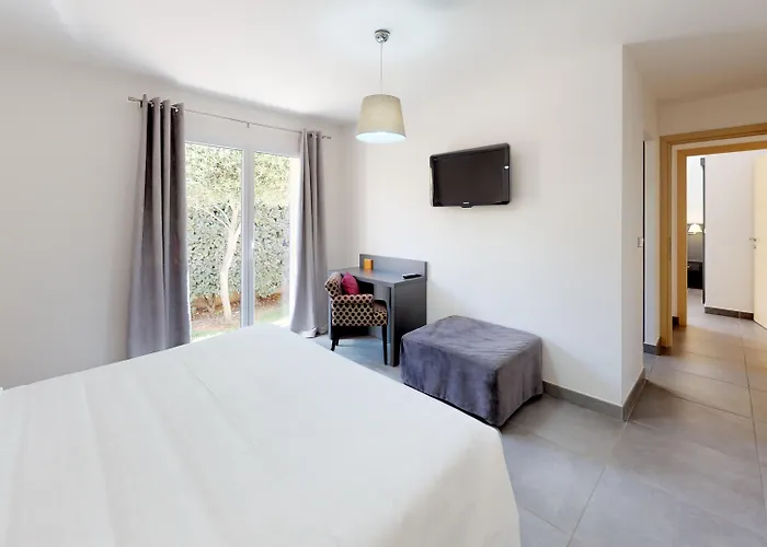 Domaine Villas Mandarine Private Pools & Spa Calvi 
