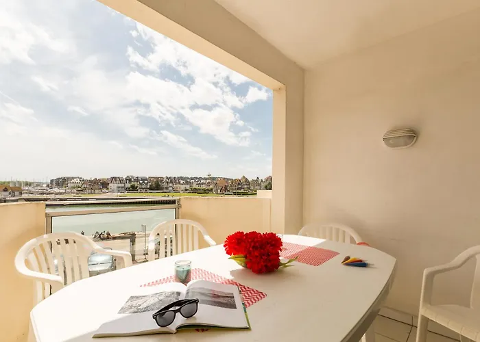 SOWELL RESIDENCES Le Port Trouville-sur-Mer