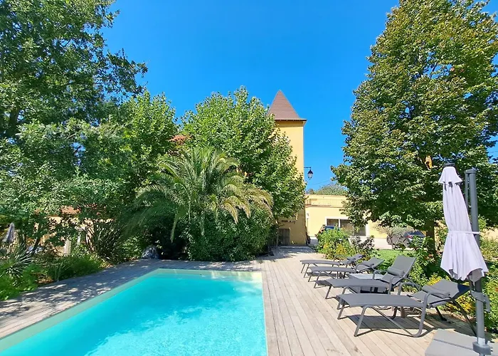 Les chambres du Chateau de Fenestrelle Aubagne