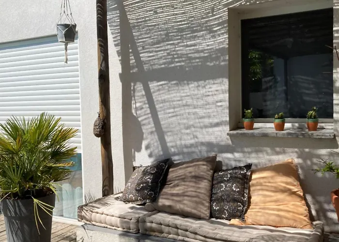 Maison d hôtes LA VILLA MADELEINE Sanary-sur-Mer