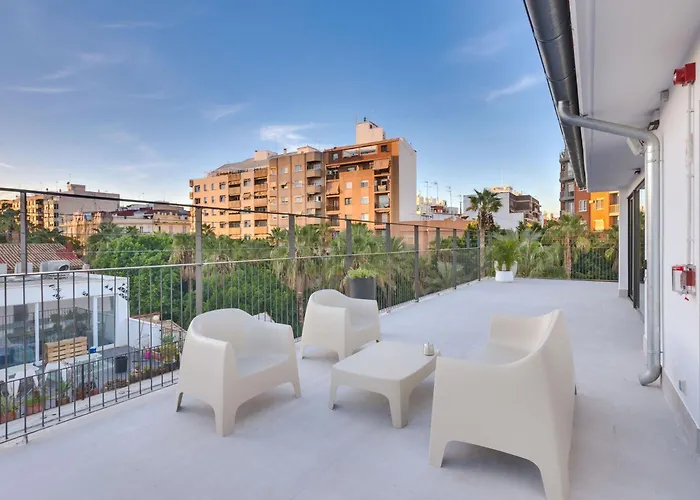 Livensa Living Studios Valencia Viveros