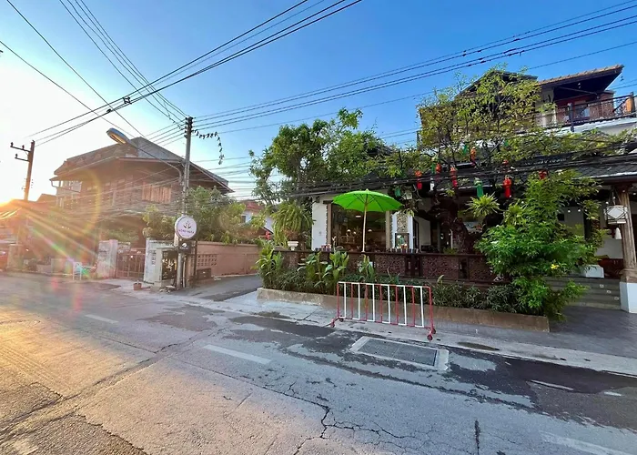 Baan Huenphen Boutique Hotel Chiang Mai